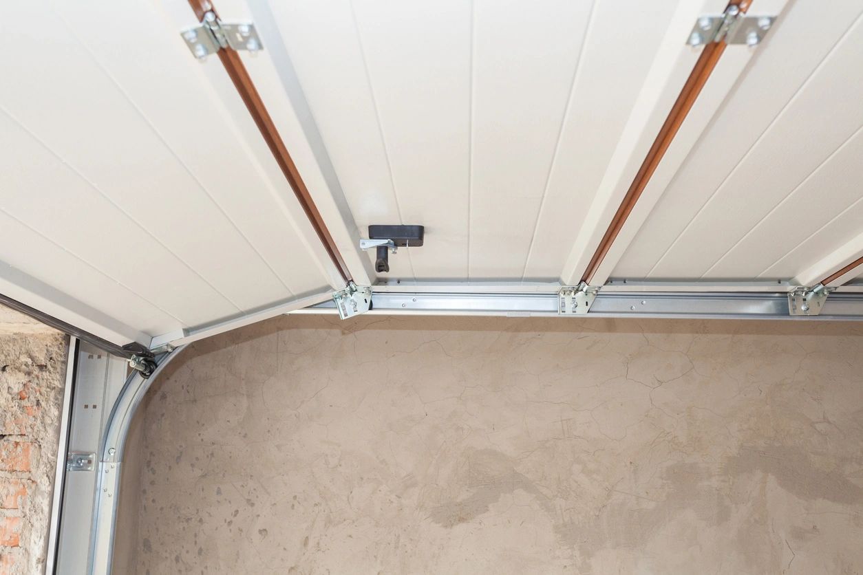 Garage door interior mechanical components
